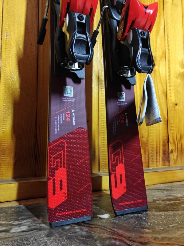 LYŽE ATOMIC REDSTER G9 REVOSHOCK JR FIS 124CM --MODEL 2024--